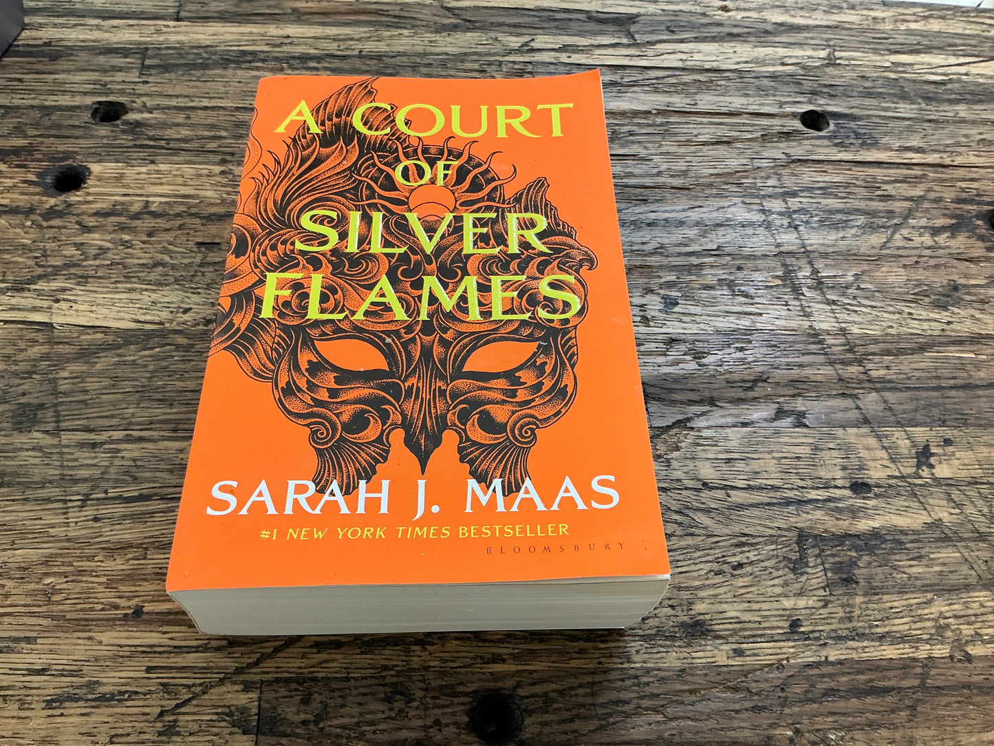 A Court of Silver Flames - Used