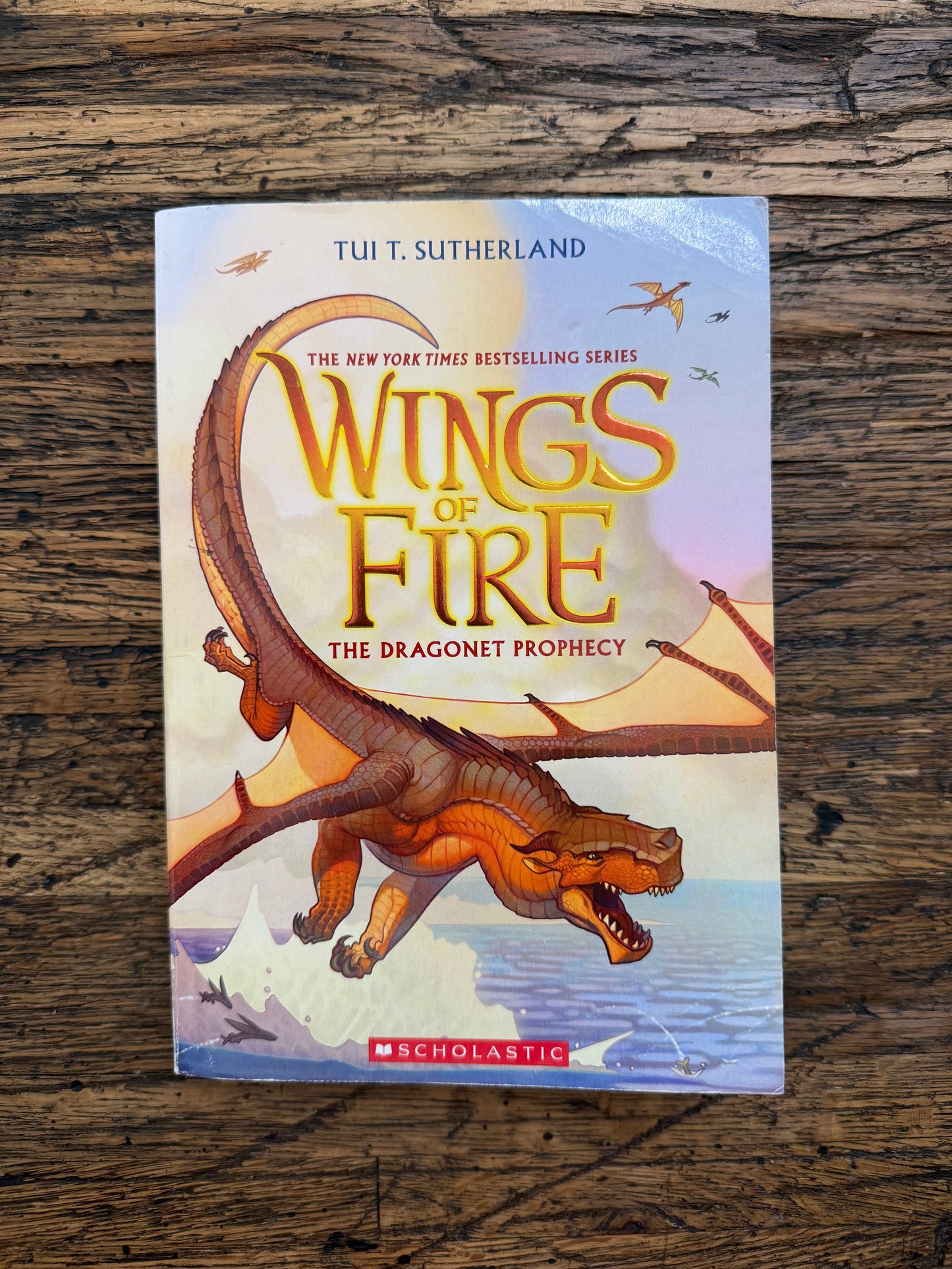 Wings Of Fire #1: The Dragonet Prophecy -used