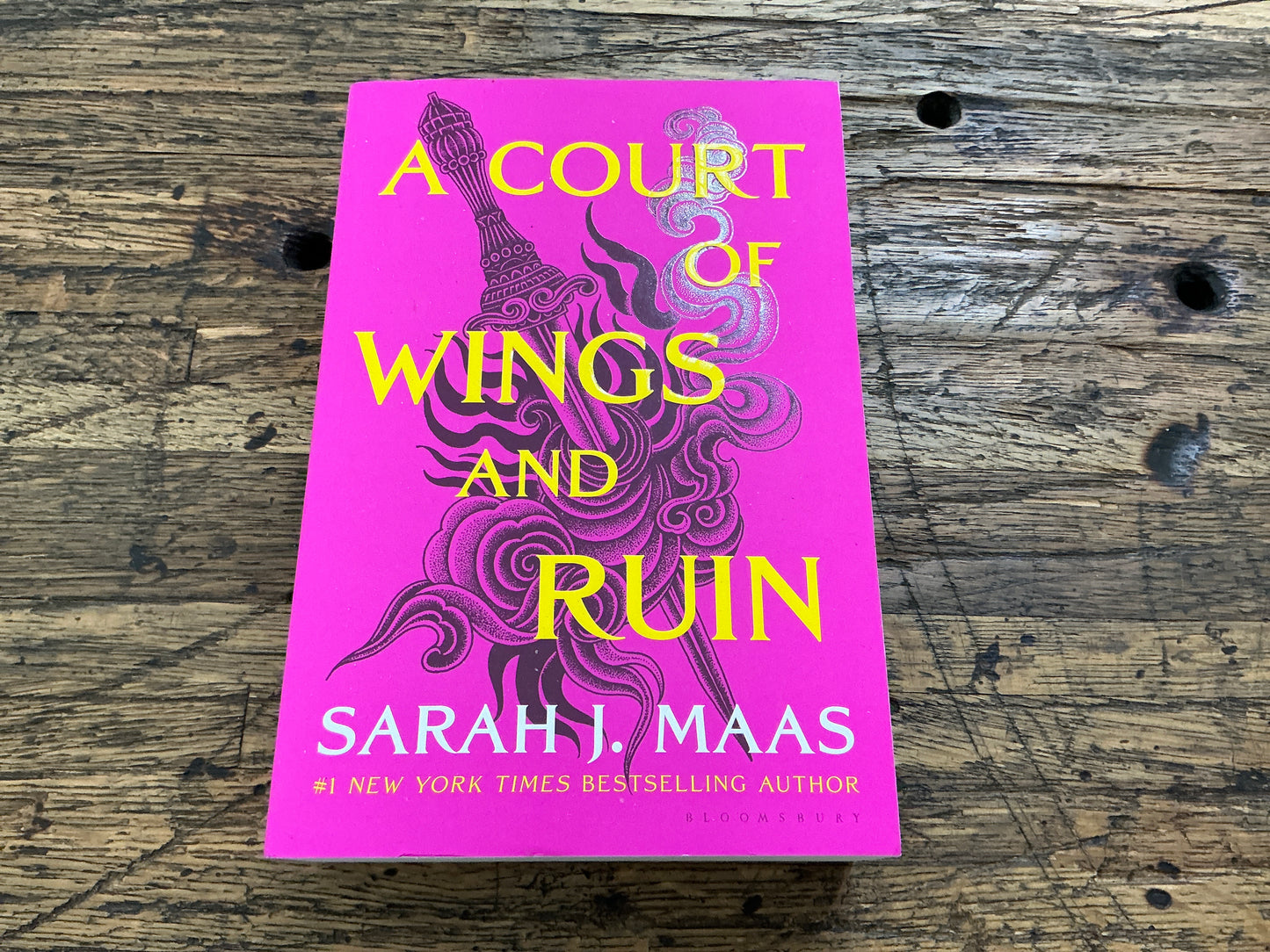A Court of Wings and Ruin - Used