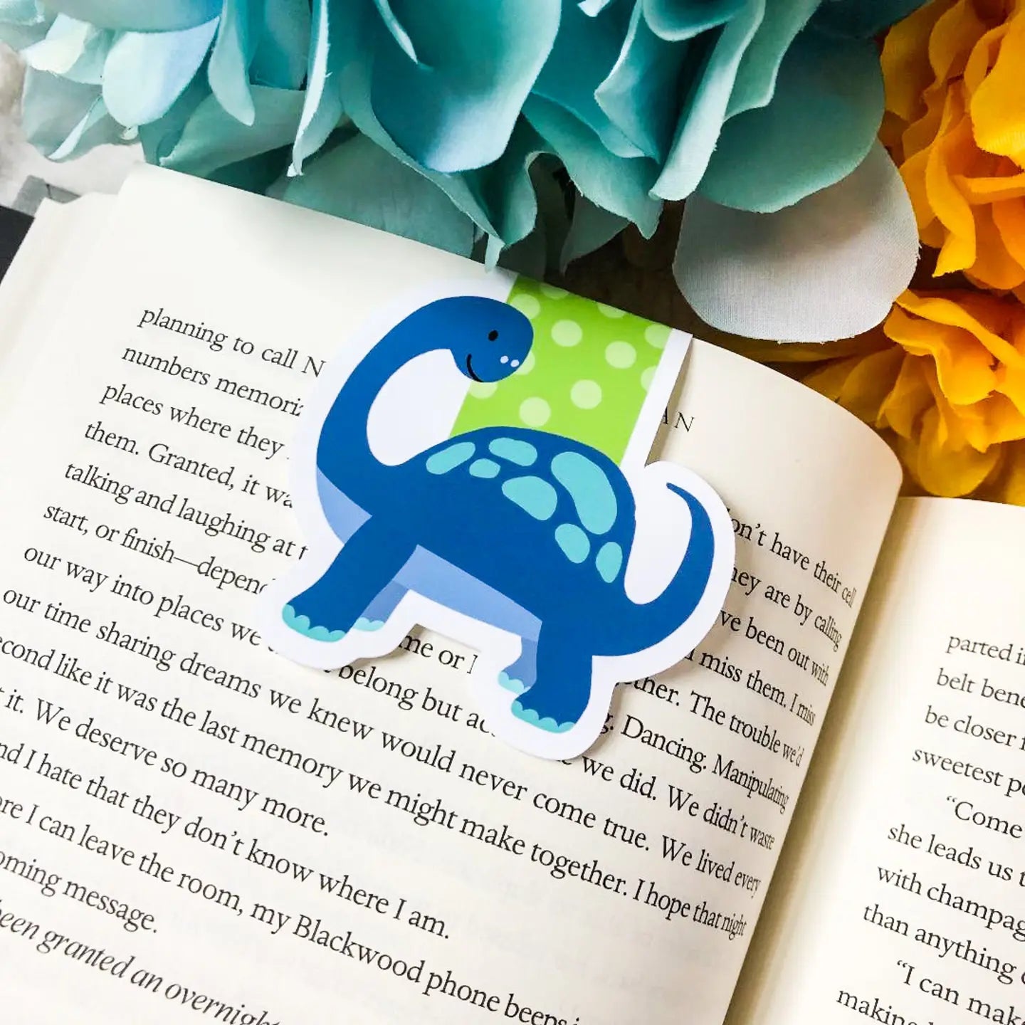 ECD - Long Neck Dinosaur Magnetic Bookmark