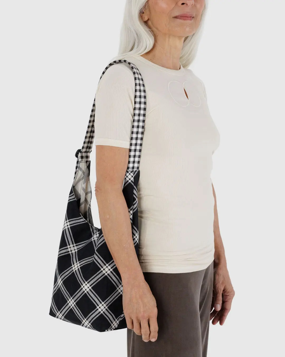 BAGGU - Small Nylon Sling, Mixed Plaid