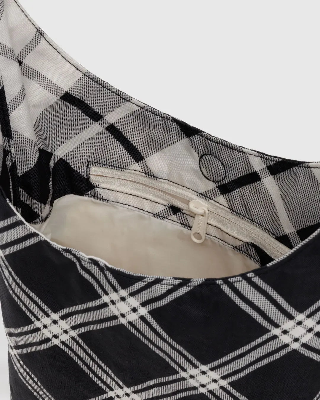 BAGGU - Small Nylon Sling, Mixed Plaid