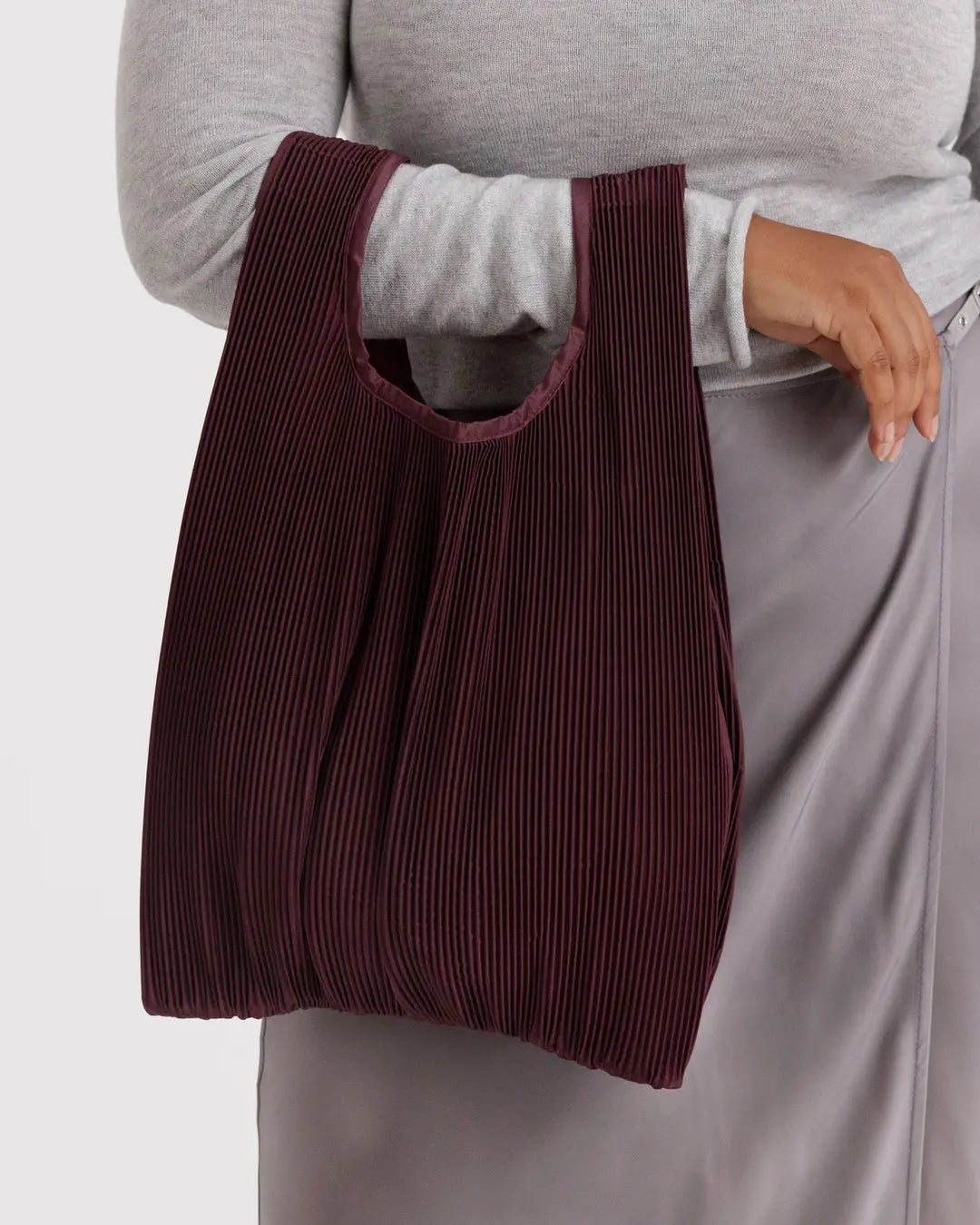 BAGGU - Pleated BAGGU, Mahogany