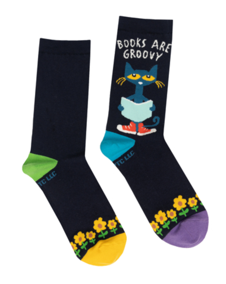 Pete the Cat: Books Are Groovy Socks