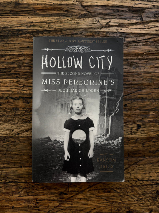 Hollow City -used