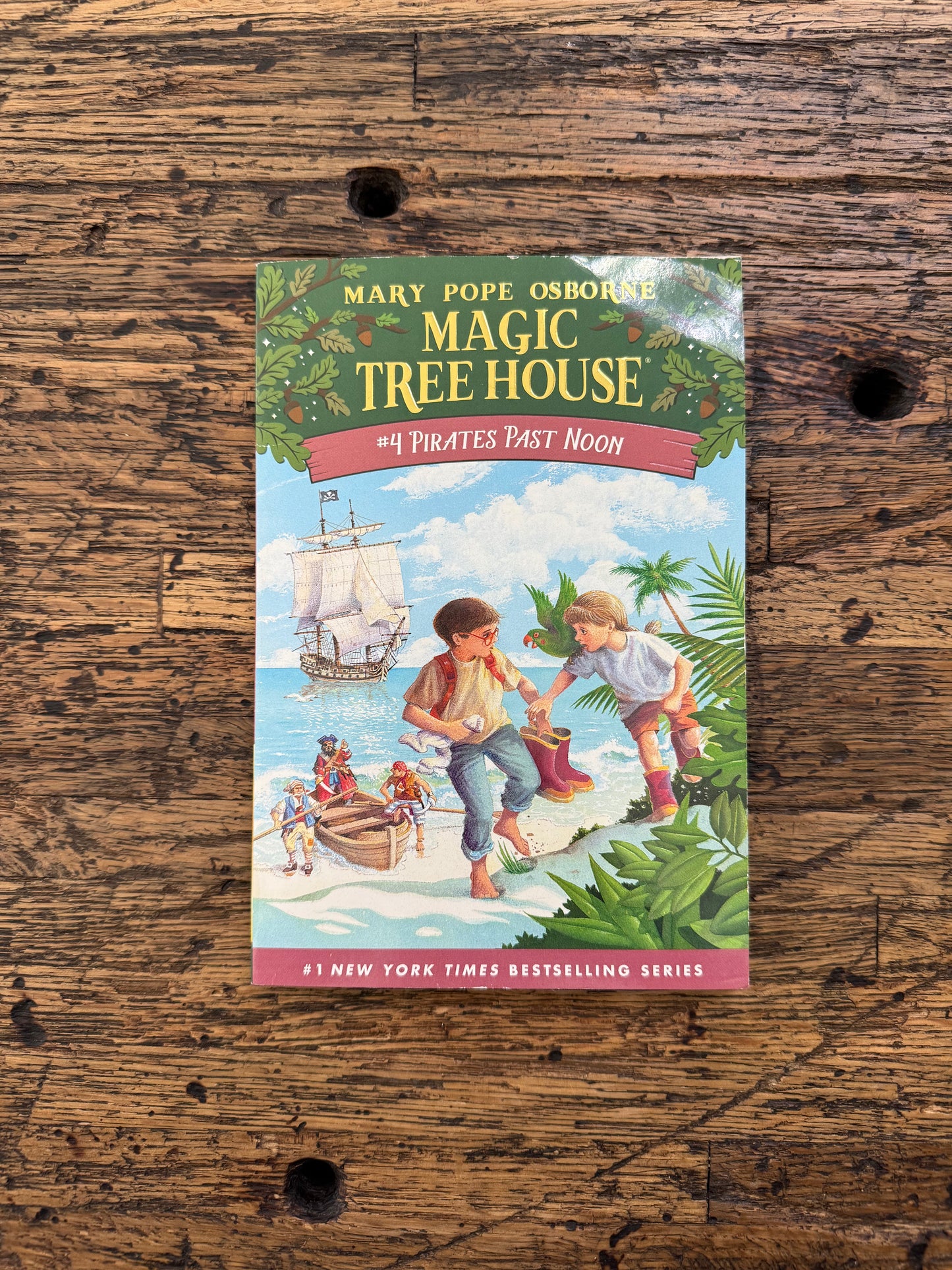 Magic Treehouse #4: Pirates Past Noon -fr,used