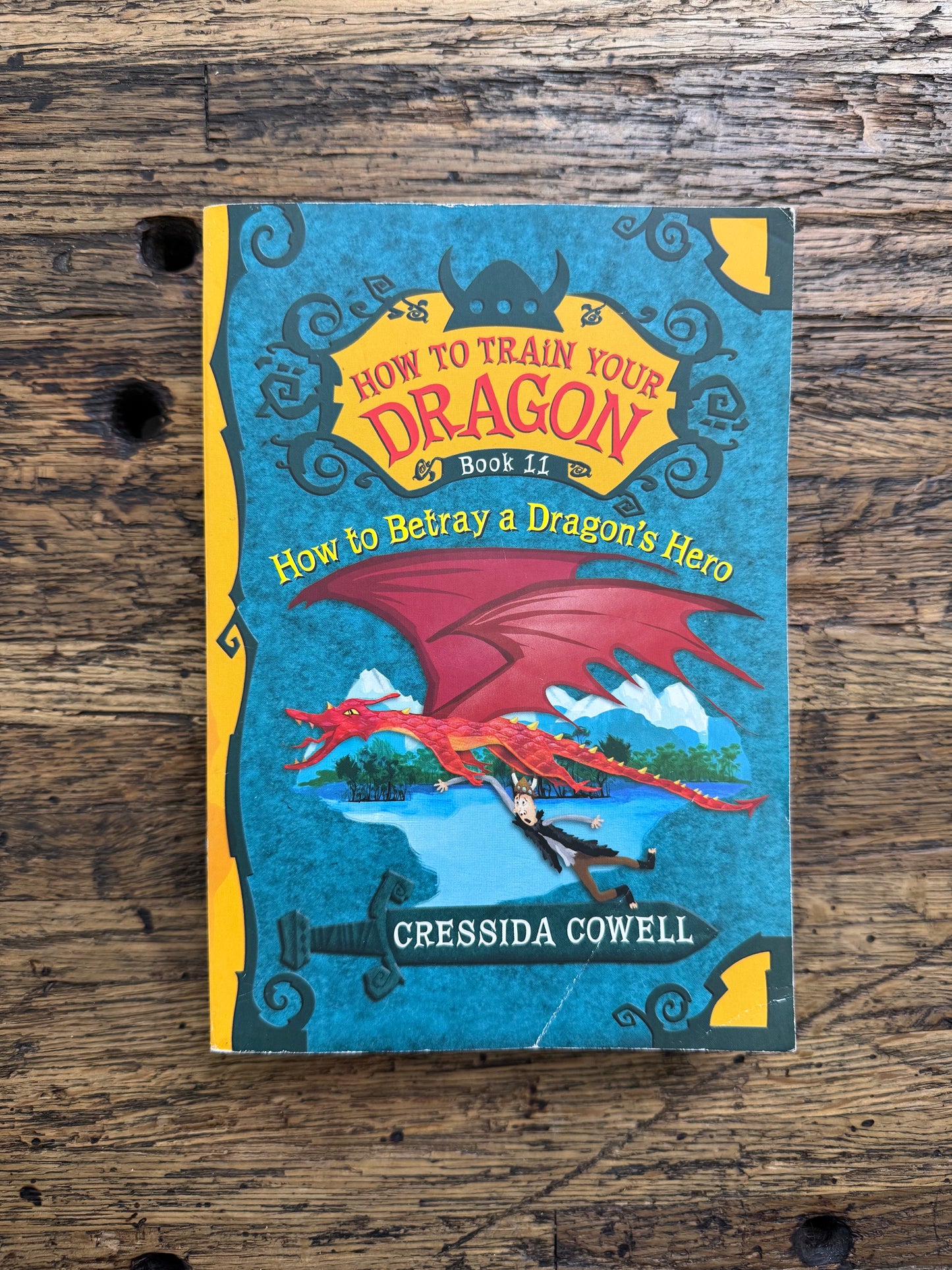 Used - HTTYD #11: How To Betray A Dragon’s Hero
